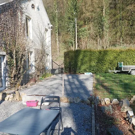 Au Doux Chardon Frühstückspension Durbuy