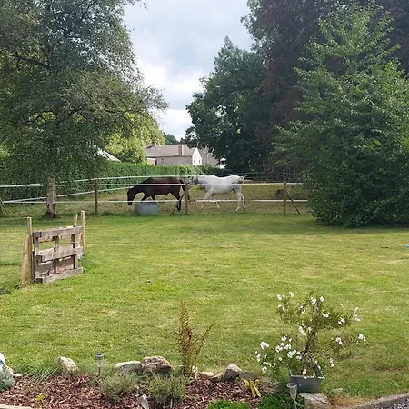 Bed & Breakfast Au Doux Chardon *