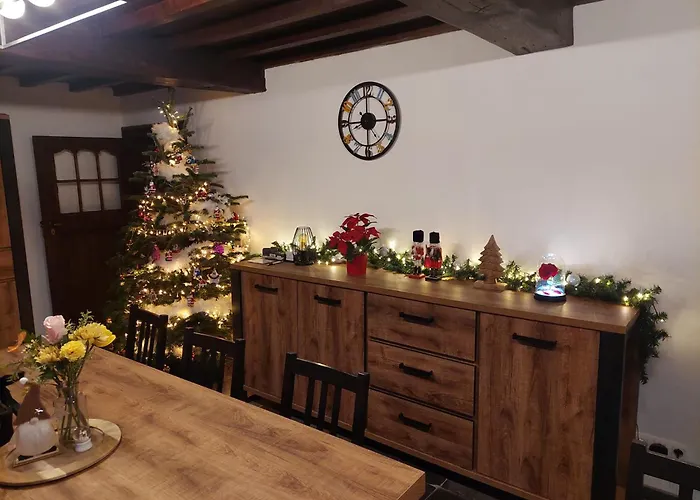 Au Doux Chardon Bed & Breakfast